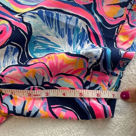 Lilly Pulitzer Jayne with 7” inseam NWOT bright vibrant blues, orange, pink - Picture 6 of 6